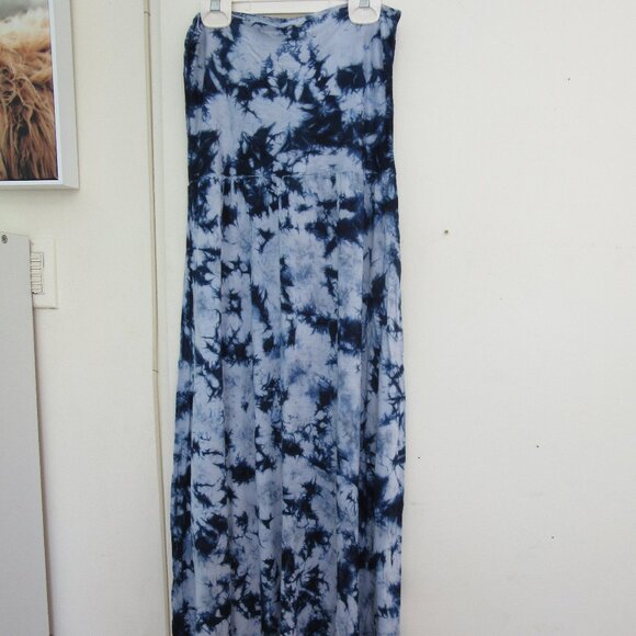 Philosophy Maxi Dress - Strapless - Soft Comfy - Tie Dye Pattern (Blue White) - Picture 2 of 7